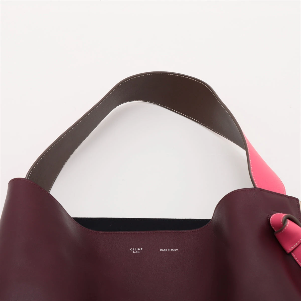 セリーヌ ツイステッドカバ レザー ショルダーバッグ ボルドー