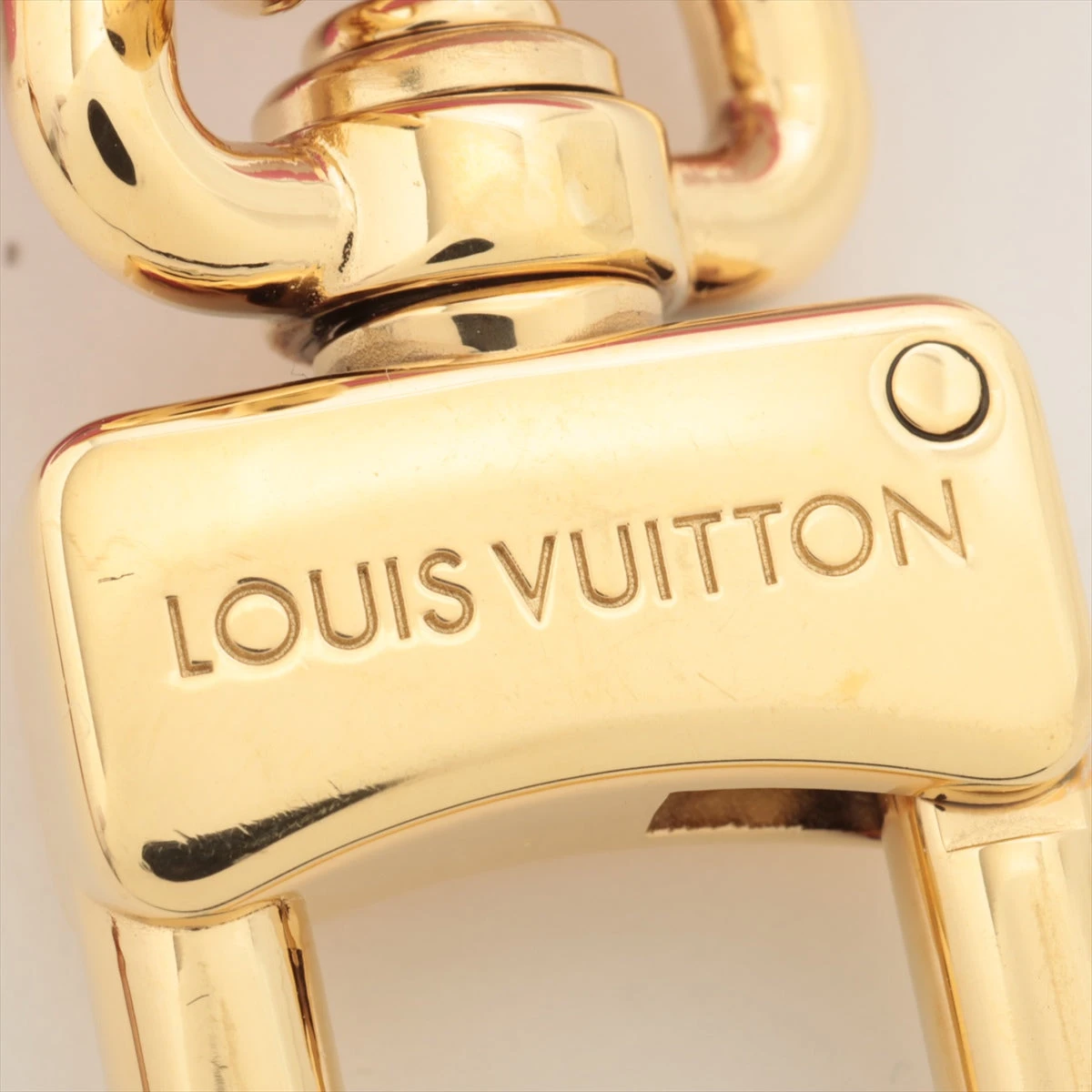 希少　ルイヴィトン　バッグチャーム　バイザプール 激カワなチャームがLouis Vuittonから登場！ | warp