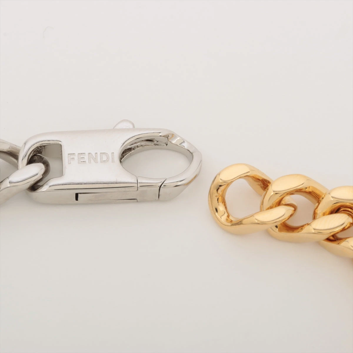 FENDI ブレスレット（S）シルバーゴールド FFブレスレット シルバー＆ゴールド仕上げ シルバー、ゴールド