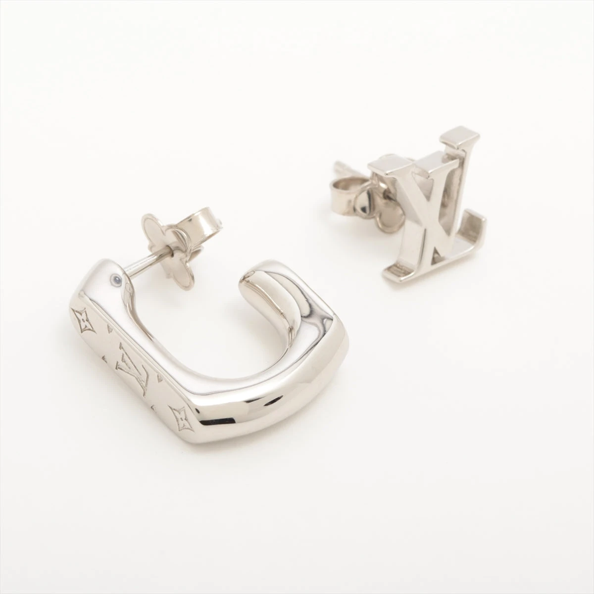 【オンラインショップ】 ピアス(両耳用) LE1294 ヴィトン メタル ピアス M01777 シルバー アクセサリー