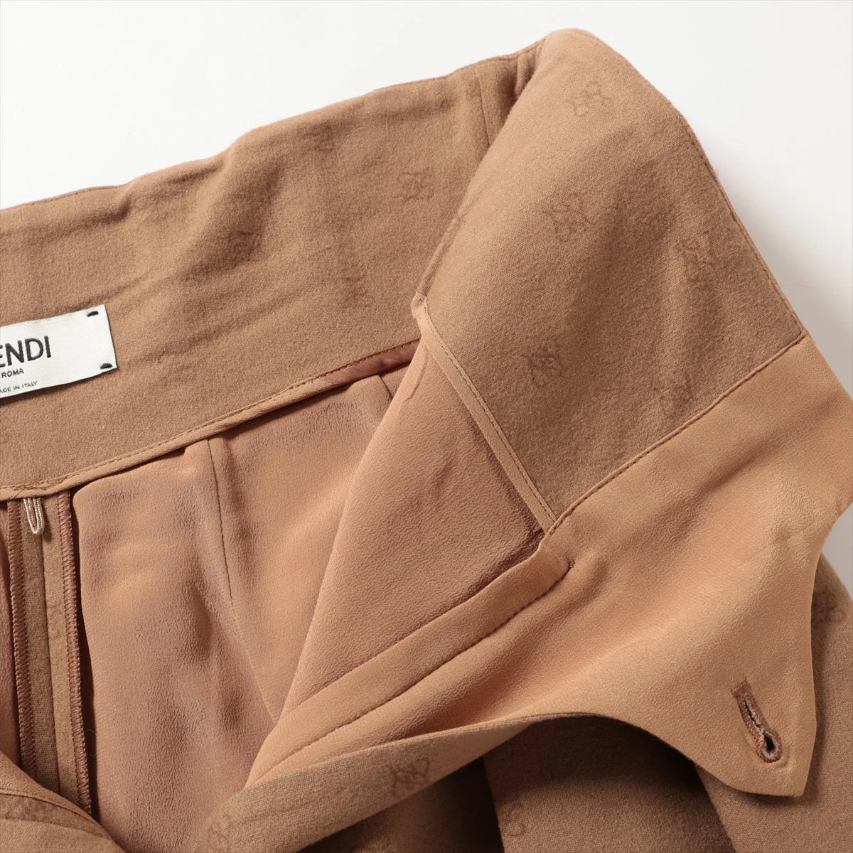フェンディ　ウール　カシミア　ショートパンツ　40 フェンディウールカシミアショートパンツ40