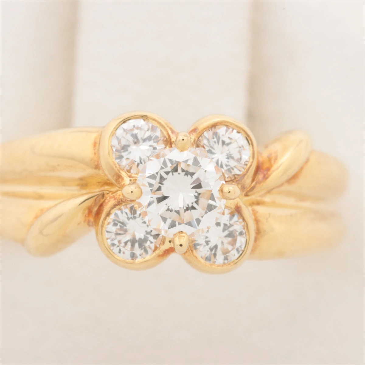 ヴァンクリーフ&アーペル オンベル ダイヤ リング 18Kts 4.6g センター