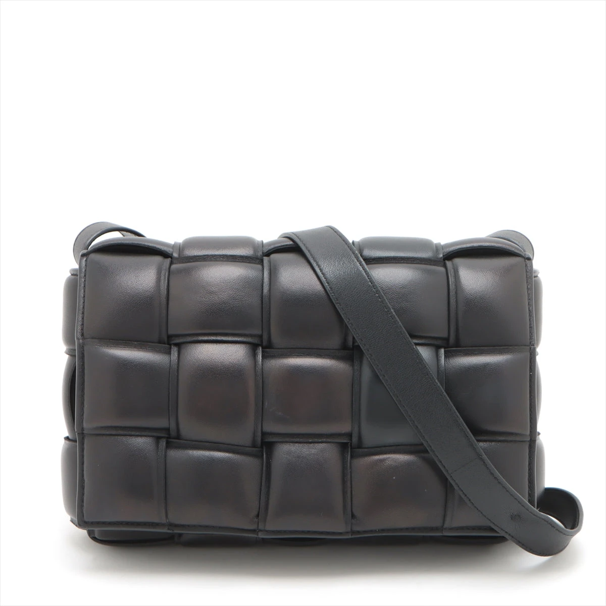 ボッテガヴェネタ マキシイントレチャート パデットカセット レザー  