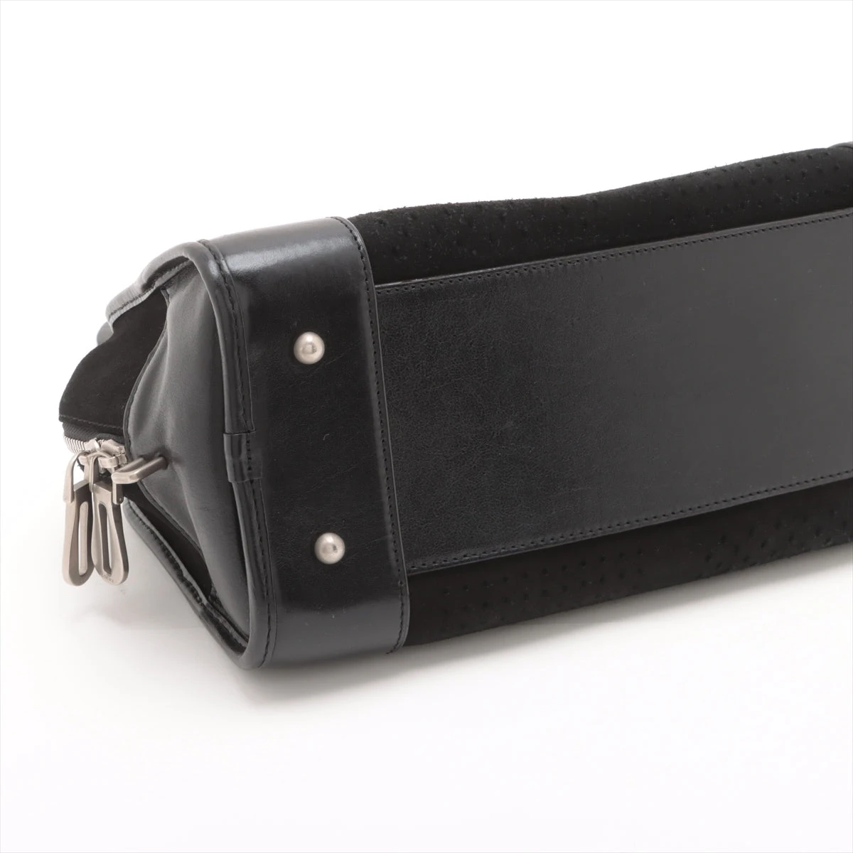 ロエベ アマソナ28 レザー×スエード ハンドバッグ ブラック A3116183 ロエベ アマソナ28 レザー×スエード ハンドバッグ ブラック A3116183