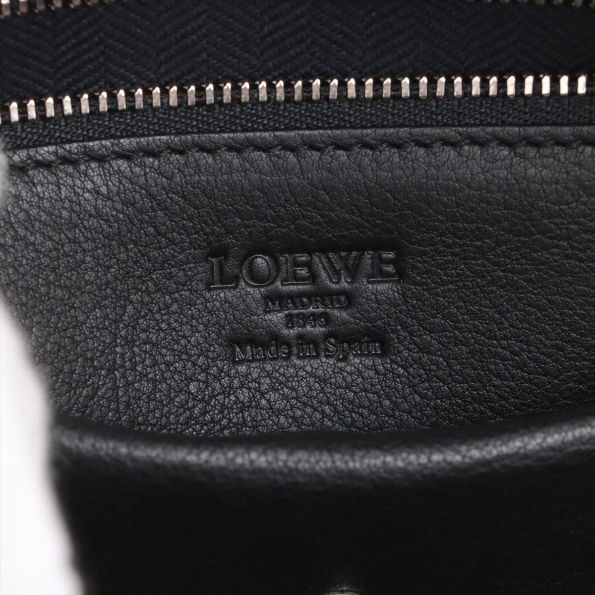LOEWE　ロエベ　アナグラム　アマソナ28　ハンドバッグ　スエード 楽天市場】【バッグ】LOEWE ロエベ アマソナ28 アナグラム
