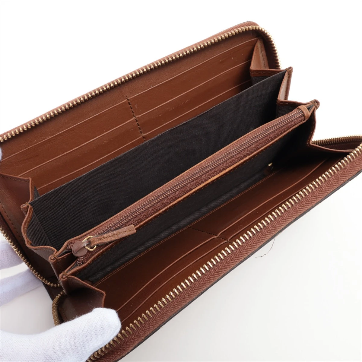 GUCCI GGスプリーム ティアン ラウンドジップ 長財布 蝶 バタフライ GUCCI GGスプリーム ティアン ラウンドジップ 長財布 蝶