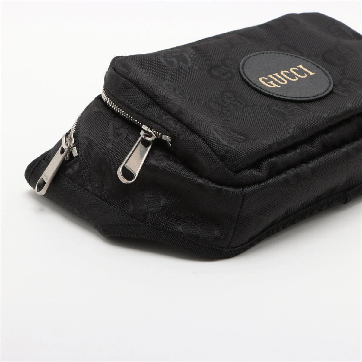 美品 現行モデル✨GUCCI グッチ オフザグリッド GG ボディバッグ 現行 美品】GUCCI ボディバッグ オフザグリッド GG柄 631341 黒