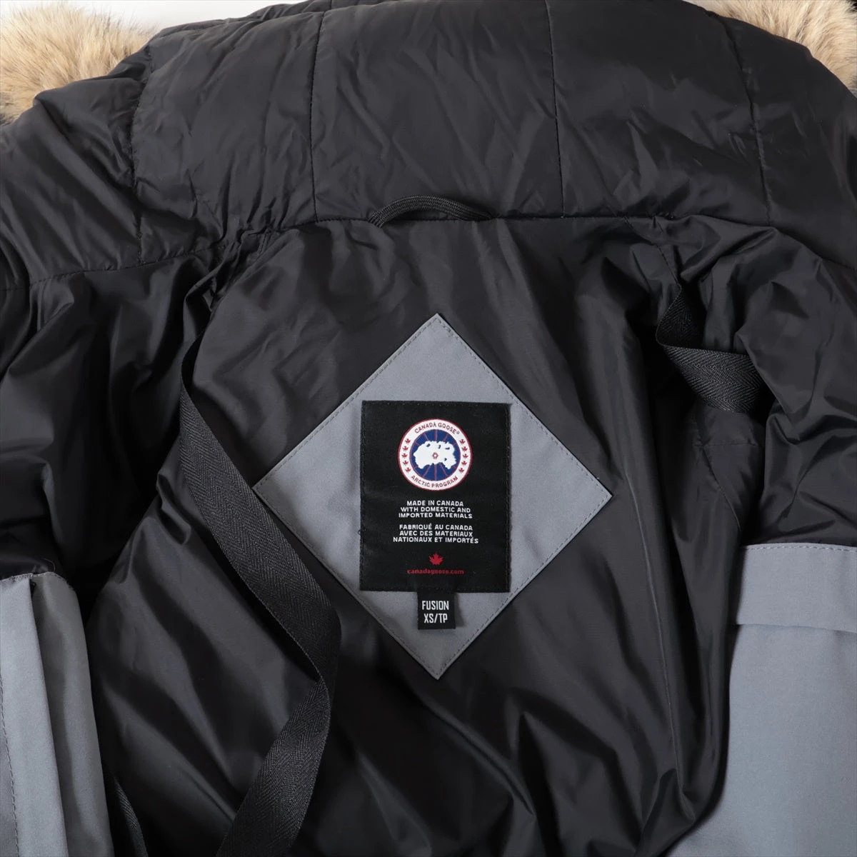   Fusion ブラック ダウンジャケット XS/TP Canada Goose Fusion ダウンジャケット XS/TP ブラック
