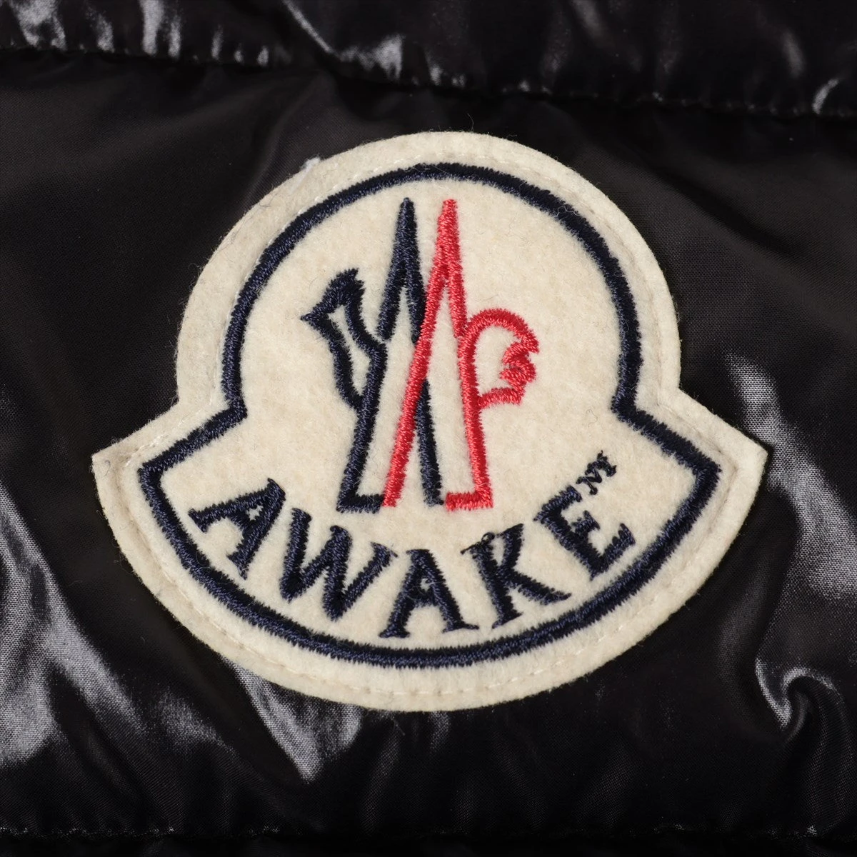 希少 新品MONCLER モンクレール x AWAKEアウェイク ダウン ベスト アウェイクNY × モンクレールのコラボコレクションが登場