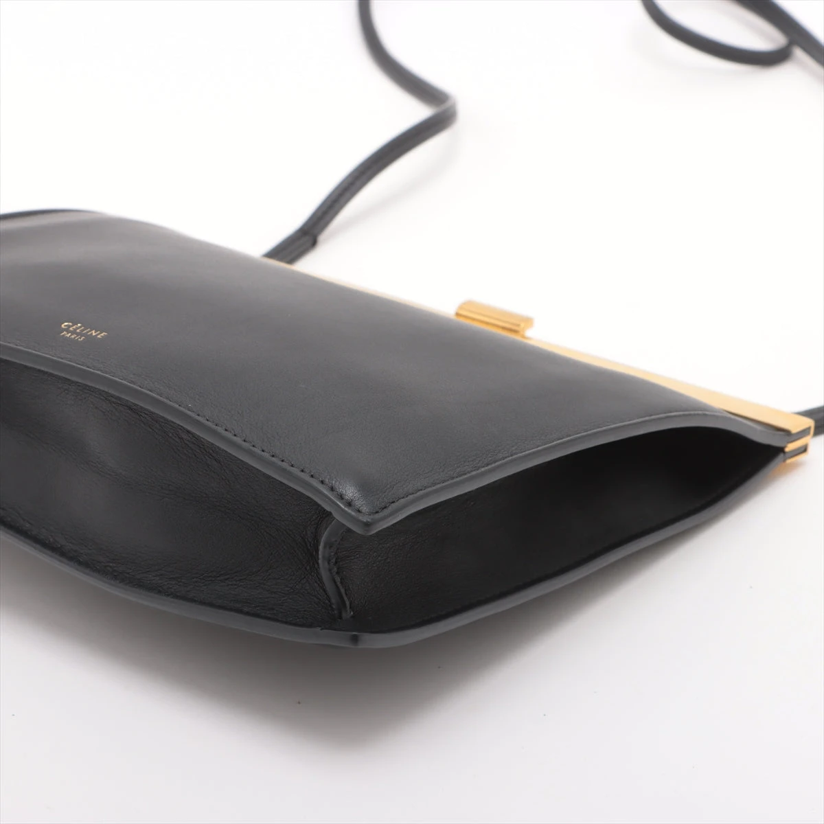 セリーヌ クラスプミニ レザー ショルダーバッグ ブラック A3128938 