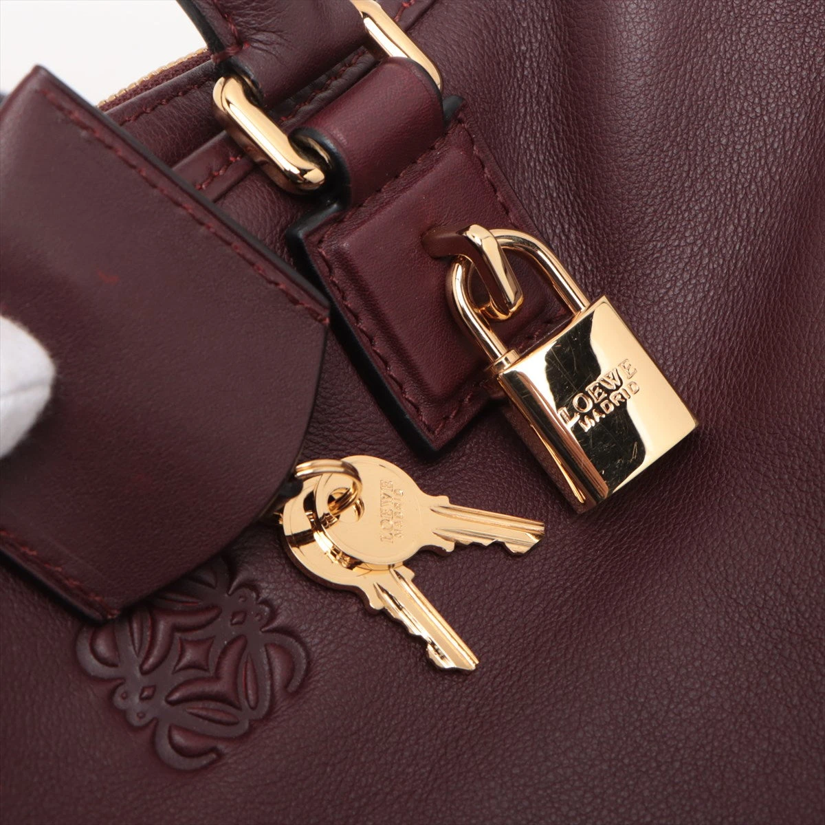 正規品 ロエベ アマソナ28 ブロンズ レザー ハンドバッグ アナグラム 南京錠 正規品 ロエベ アマソナ28 ブロンズ レザー ハンドバッグ