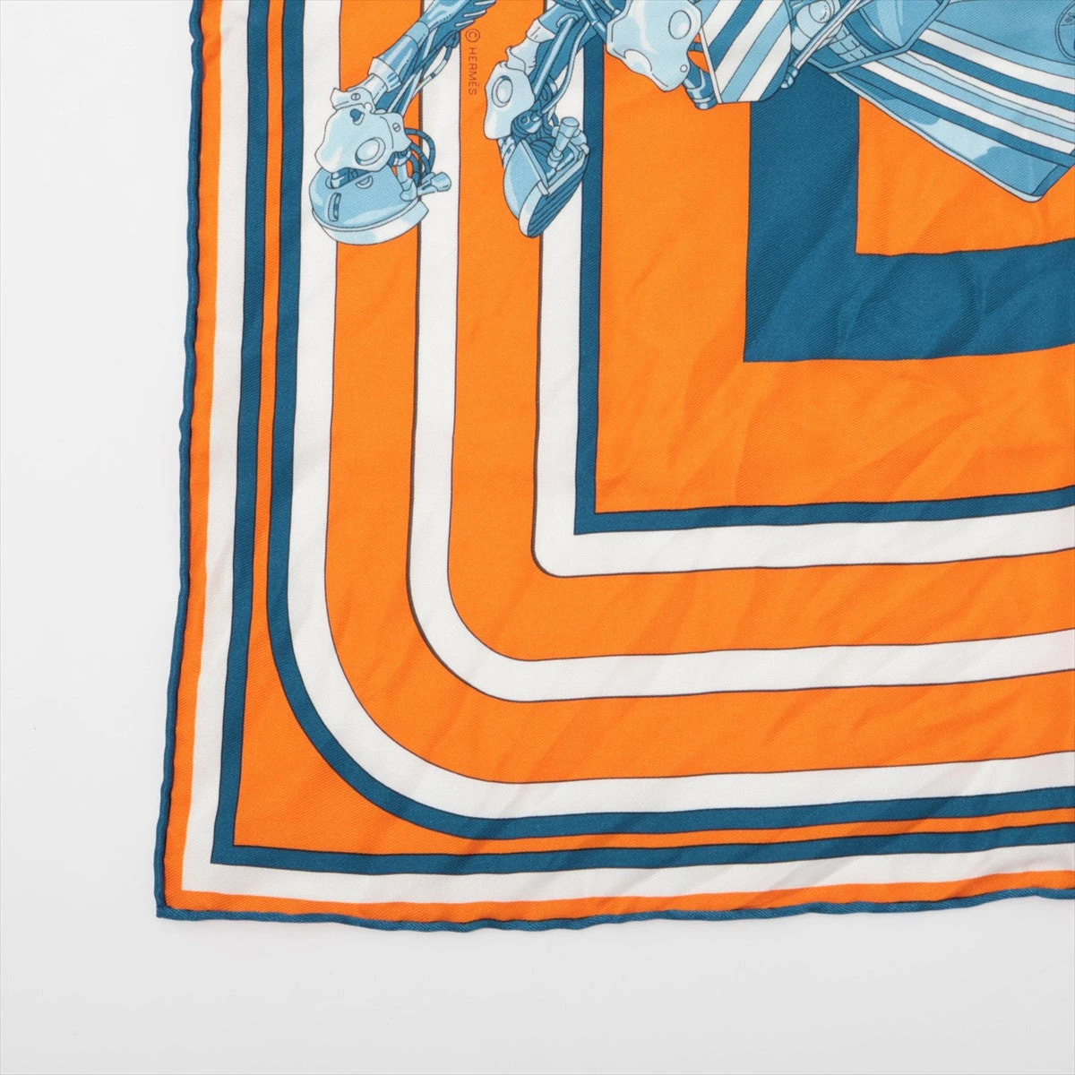 ⭐️極美品⭐️HERMES スカーフ カレ45 オレンジ シルク 箱付 ハンカチ ⭐️極美品⭐️HERMES スカーフ カレ45 オレンジ シルク 箱付