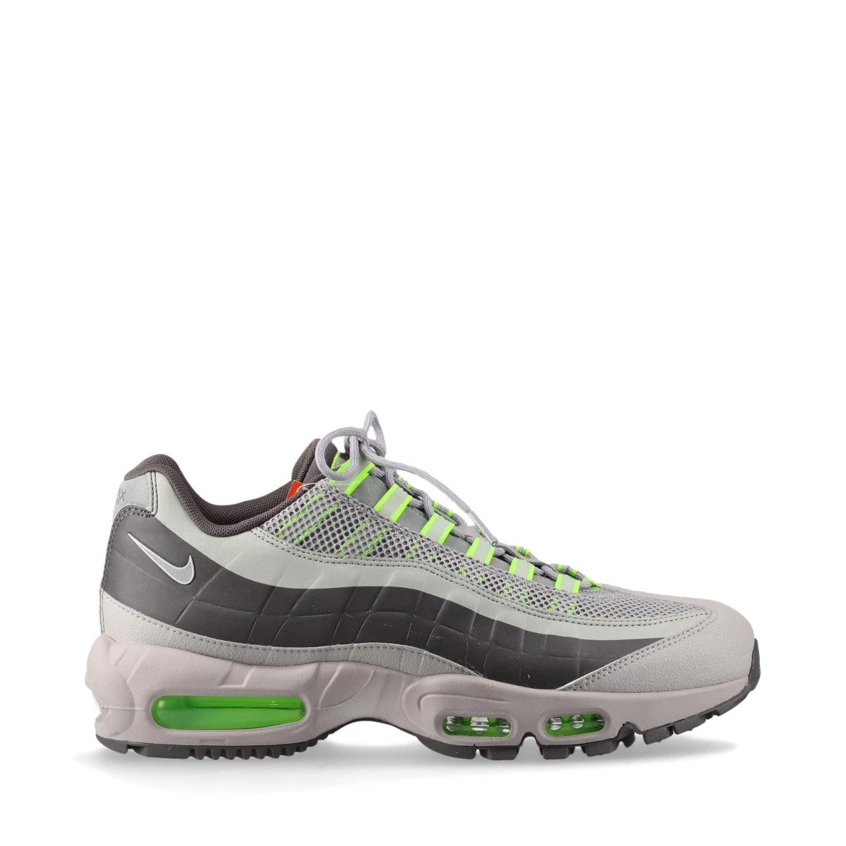 NIKE スニーカー グレー 30cm 中古・古着通販】NIKE (ナイキ) スニーカー グレー サイズ:29