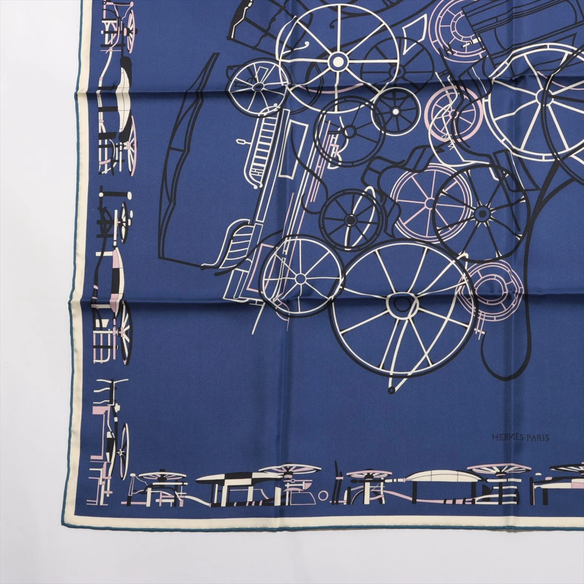 HERMES 新作 スカーフ カレ90 シルク100% Complication Equestre Complication Equestre scarf 90 | Hermès USA
