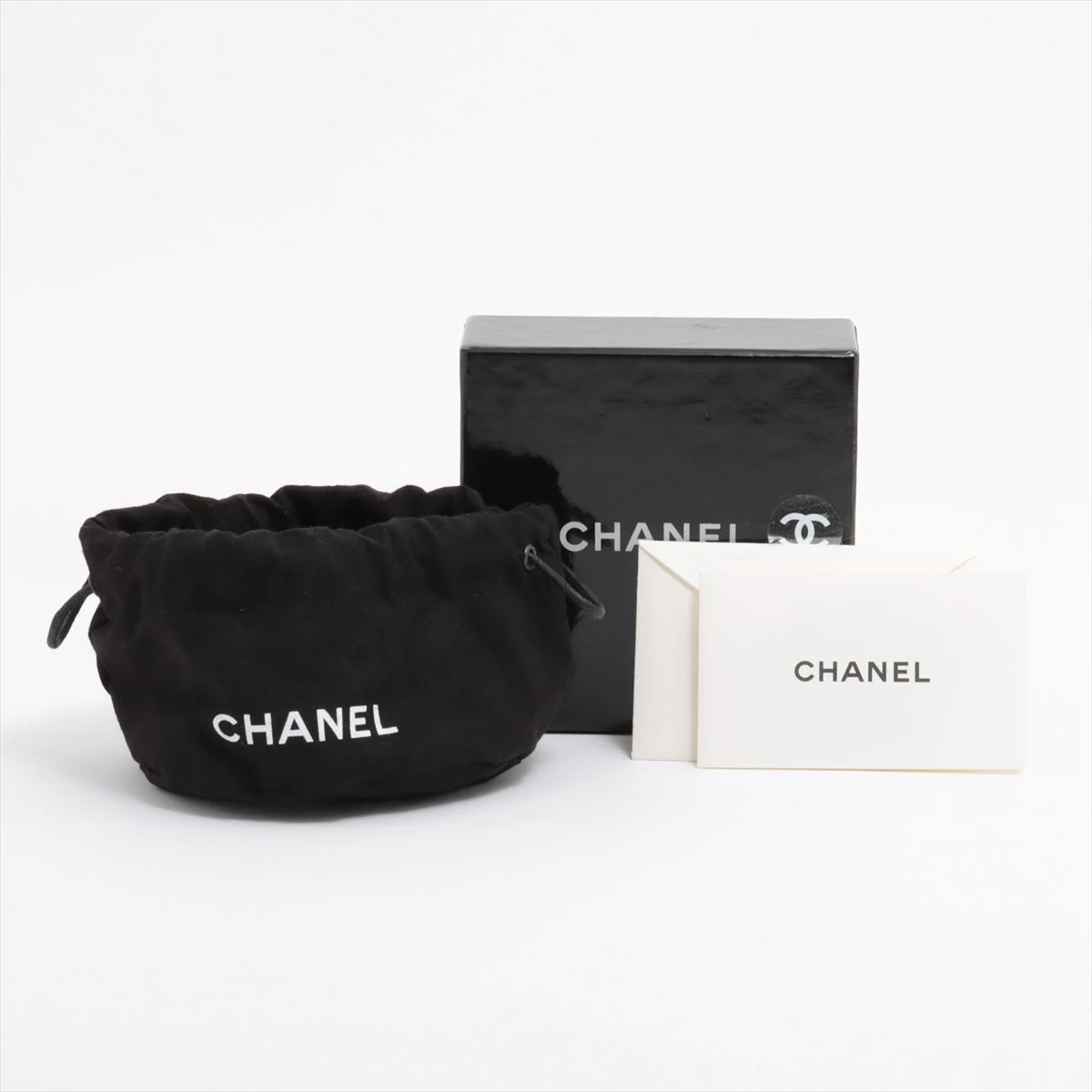 CHANEL ロゴ入りバングル アイボリー/ブラック シャネル CHANEL ブレスレット バングル ココマーク CCロゴ