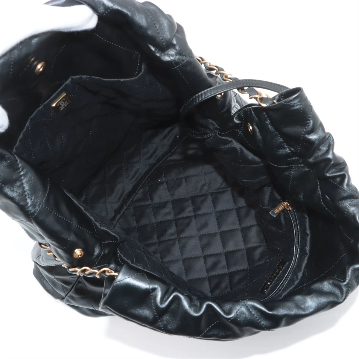 シャネル シャネル22 ラージ レザー チェーンショルダーバッグ