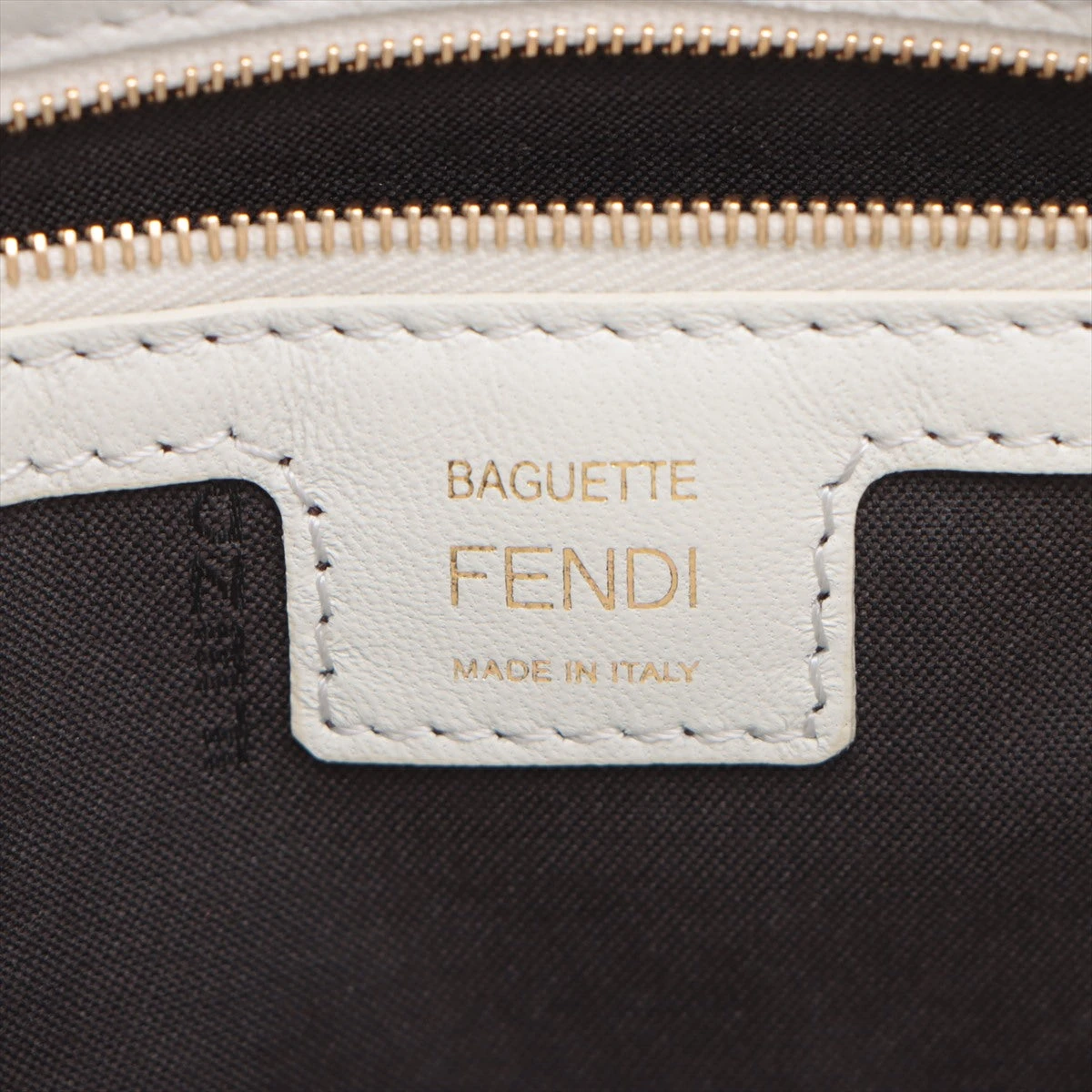 フェンディ ズッカ マンマバケット レザー 2WAYショルダーバッグ