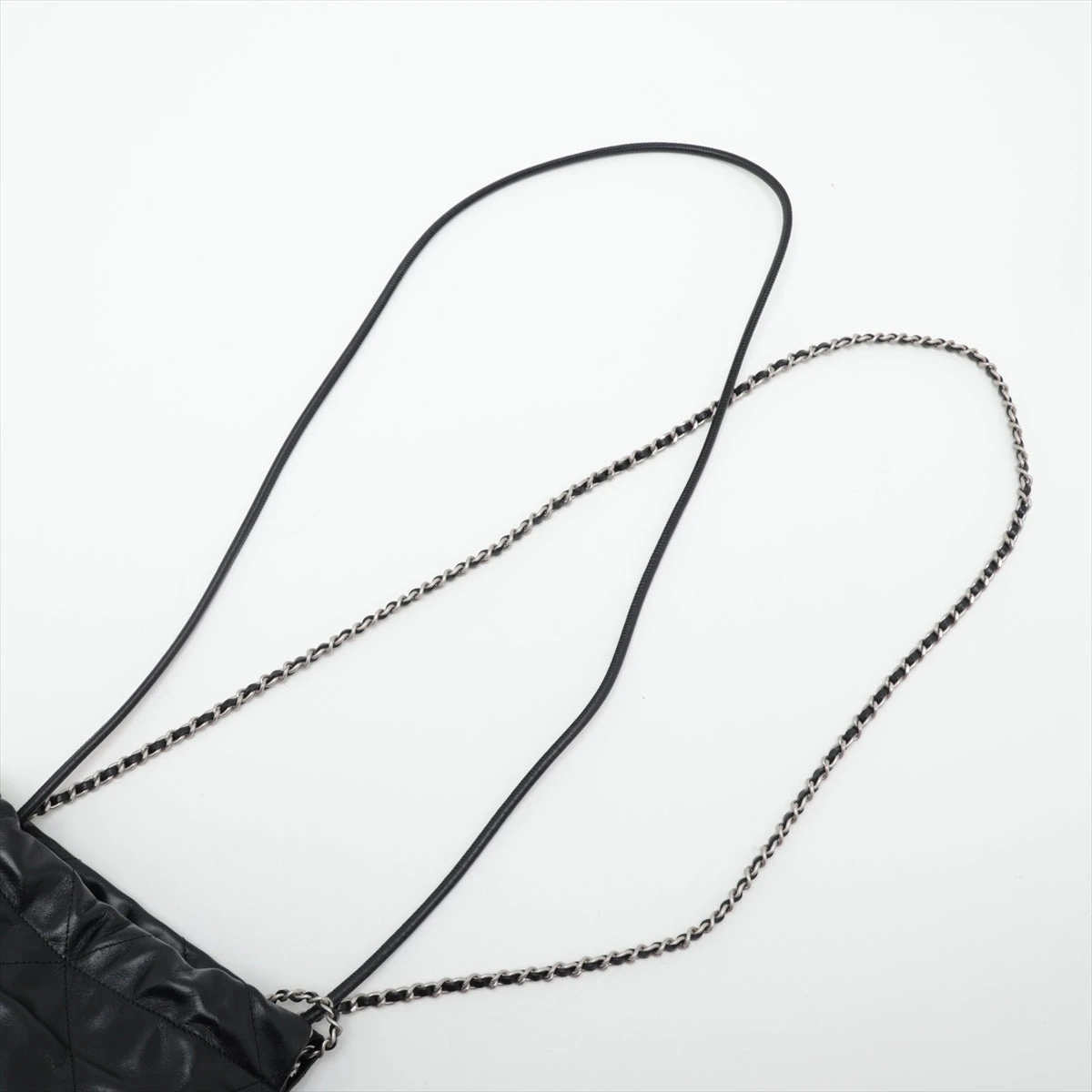 シャネル シャネル22ミニ シャイニーカーフスキン チェーンショルダー