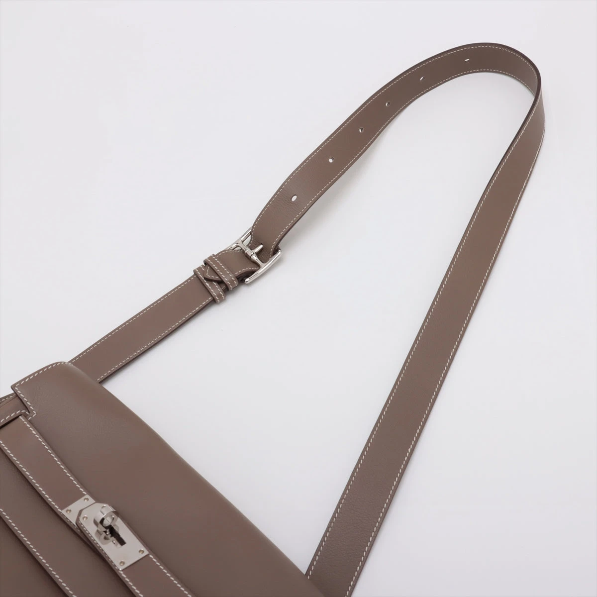 エルメス ケリー メッセンジャーPM エバーカラー エトゥープ