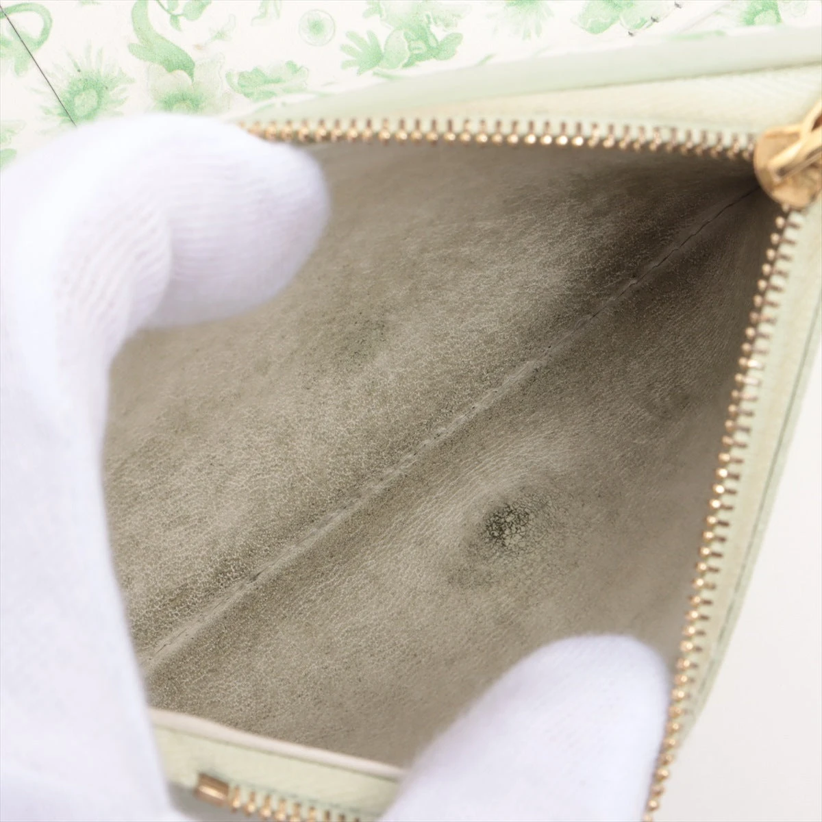 LOUIS VUITTON ルイヴィトン ポルトフォイユ・カプシーヌ コンパクト レザー 財布●レディース ライトグリーン M82009 ICチップ LOUIS VUITTON ルイヴィトン ポルトフォイユ・カプシーヌ コンパクト