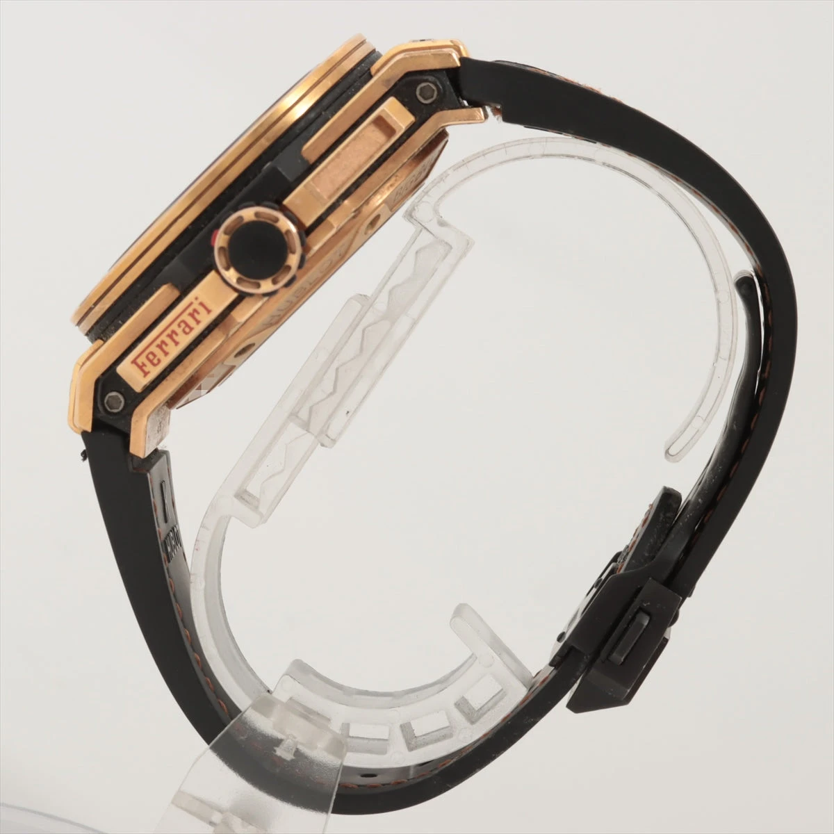 ウブロ ビッグバン フェラーリ 401.OX.0123.VR キングゴールド×TI×革