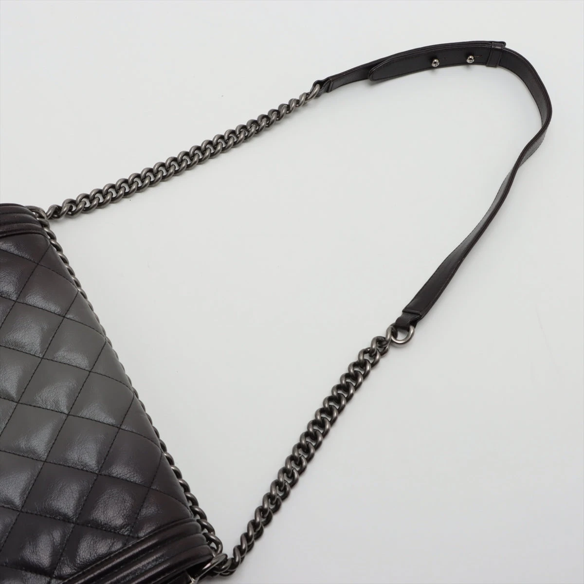 シャネル ボーイシャネル マトラッセ バイカラー ショルダーバッグ 18