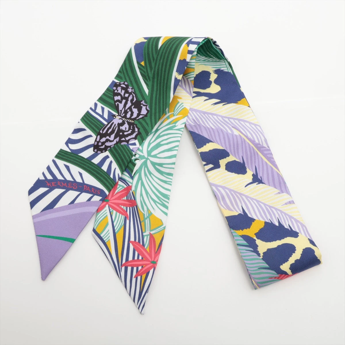 エルメス　HERMES ツイリー　ジャガーケツァール　ピンク ランク N 新品 HERMÈS エルメス ツイリー ジャガー・ケツァール