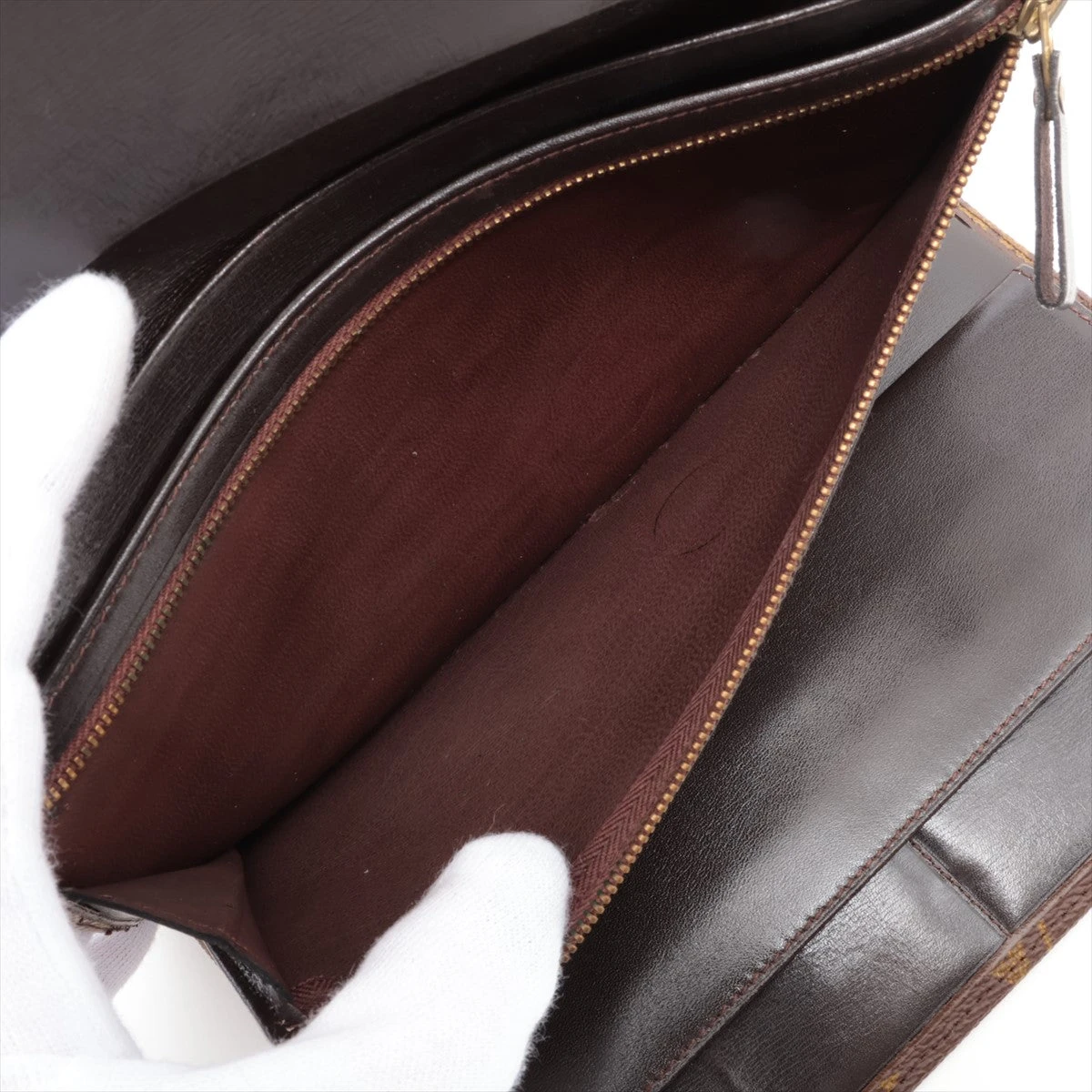 Louis Vuitton ルイヴィトン モノグラム ポシェト・パスポール ルイヴィトン モノグラム ポシェット パスポール 折り財布 パス