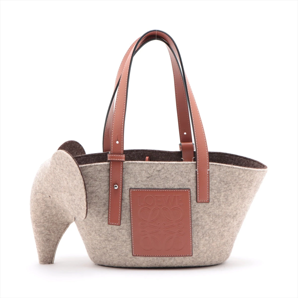 エレファントバッグ ラージ（クラシックカーフ） ブラック - LOEWE