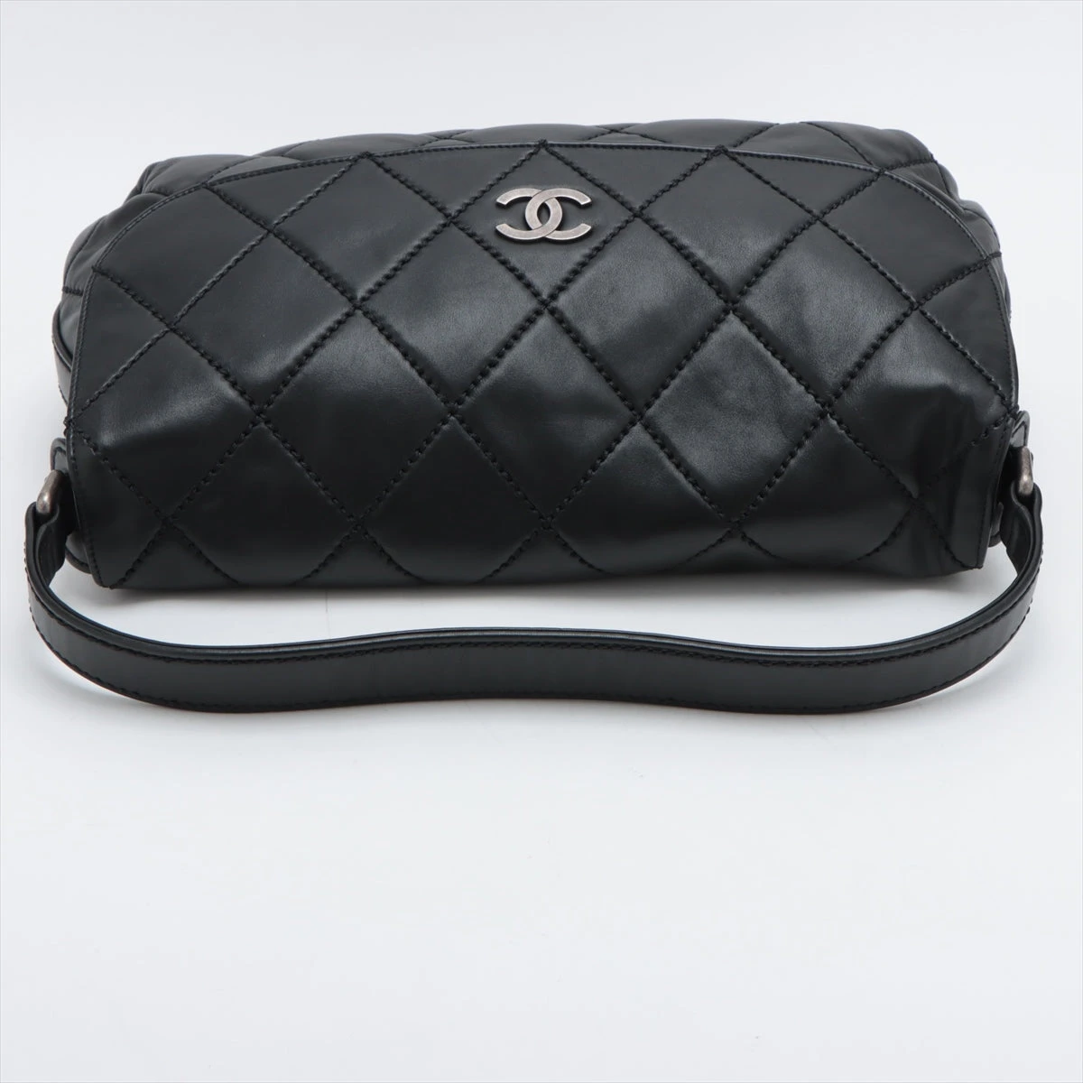 シャネル ワイルドステッチ ラムスキン ショルダーバッグ ブラック  