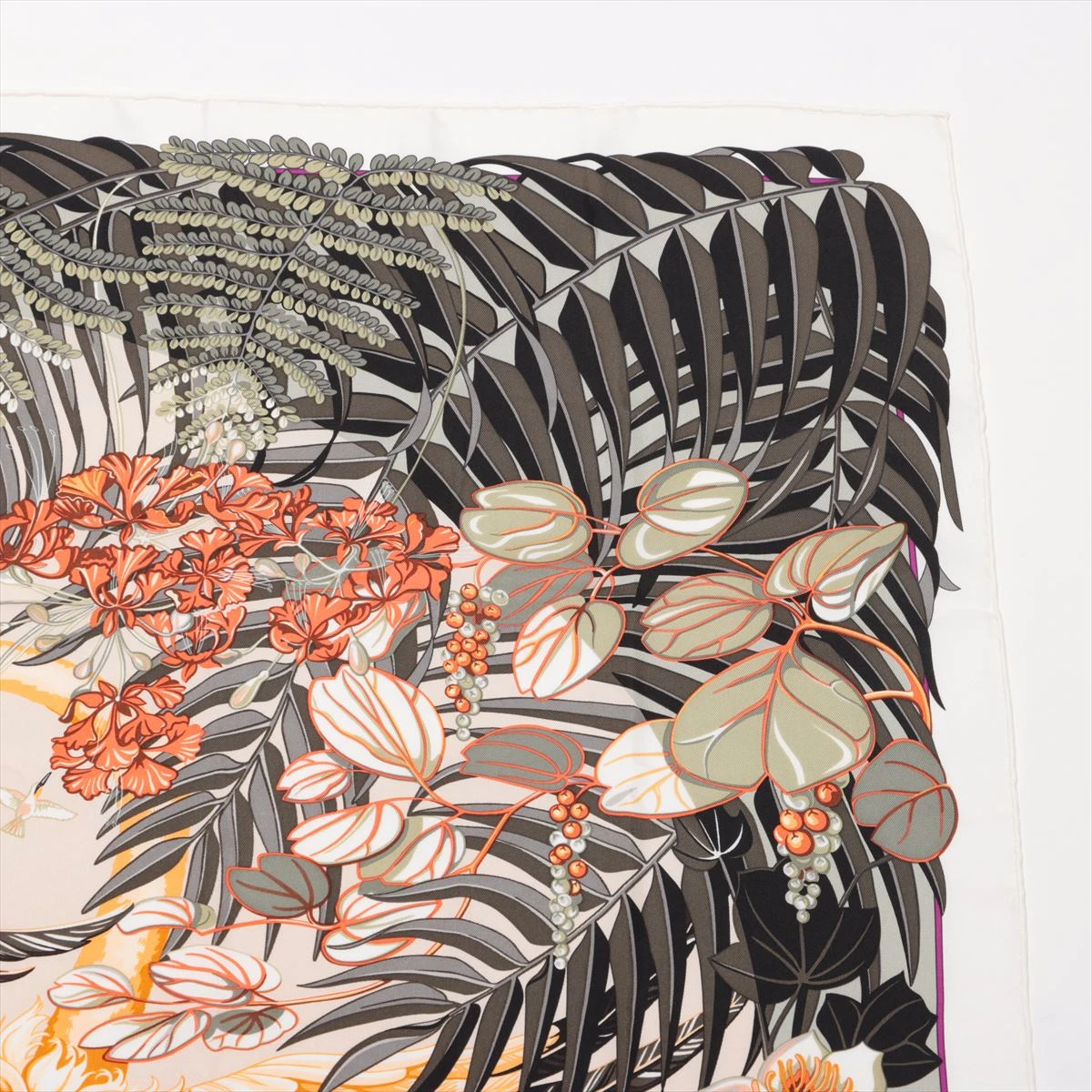 Cartier シルクスカーフ フラミンゴ Cartier シルクスカーフ フラミンゴ