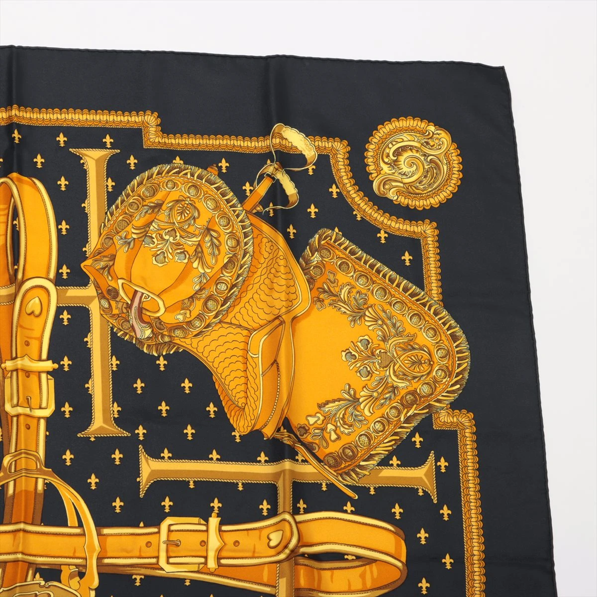 エルメス カレ90 SELLES A HOUSSE カバーへの腰かけ スカーフ シルク