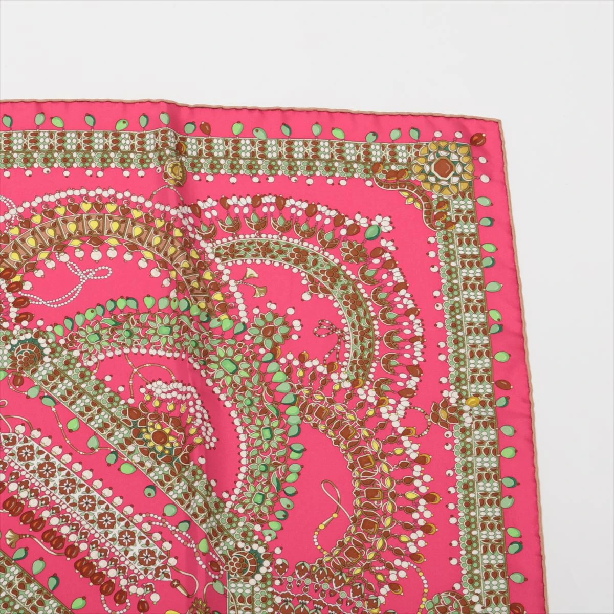 エルメス カレ90 PARURES DES MAHARAJAS マハラジャの装身具