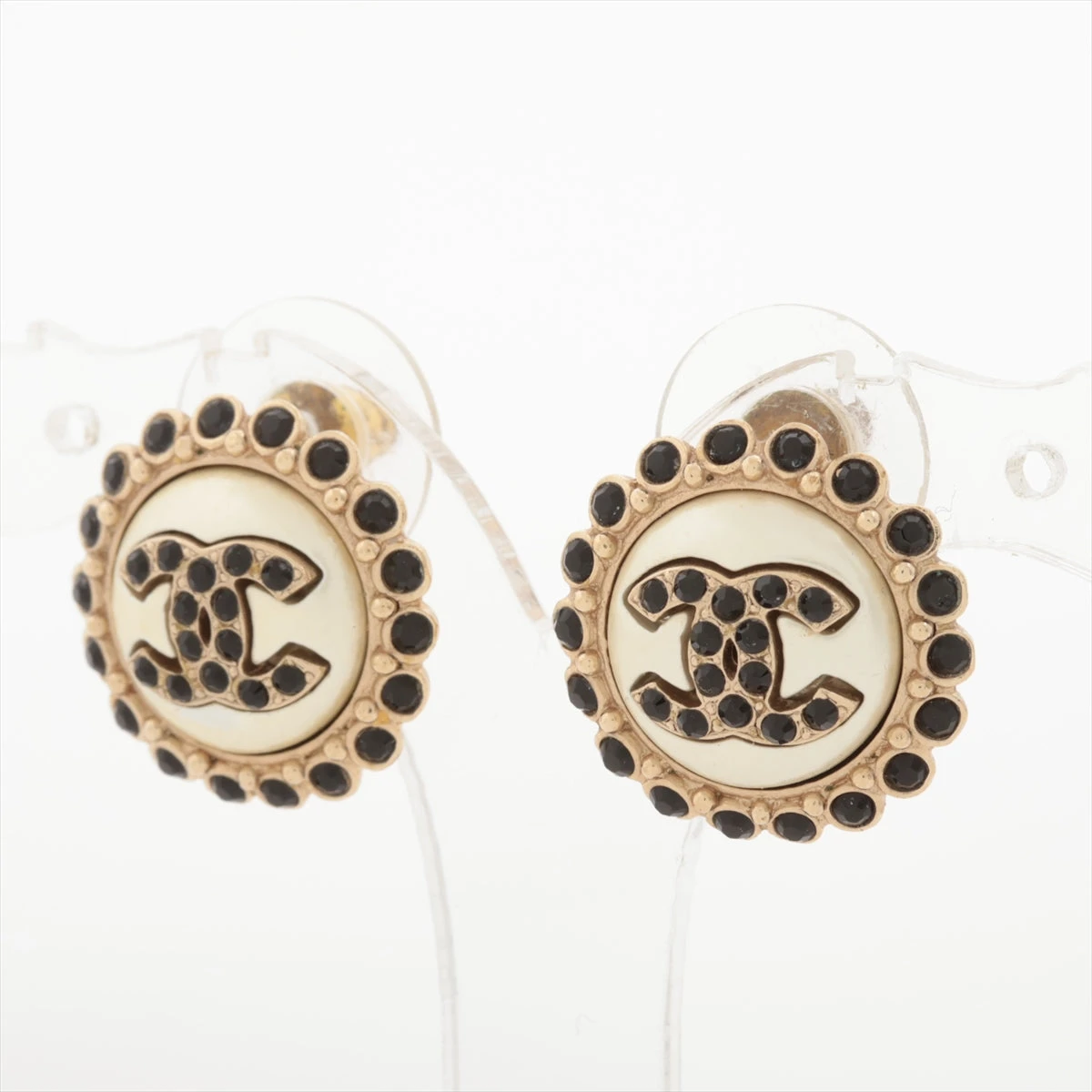 CHANEL シャネル　ピアス　ココ　ココマーク　ラインストーン　C20A CHANEL シャネル ピアス ココ ココマーク ラインストーン C20A