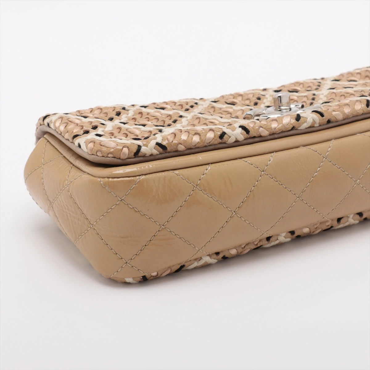 シャネル マトラッセ パテントレザー シングルフラップ ダブル