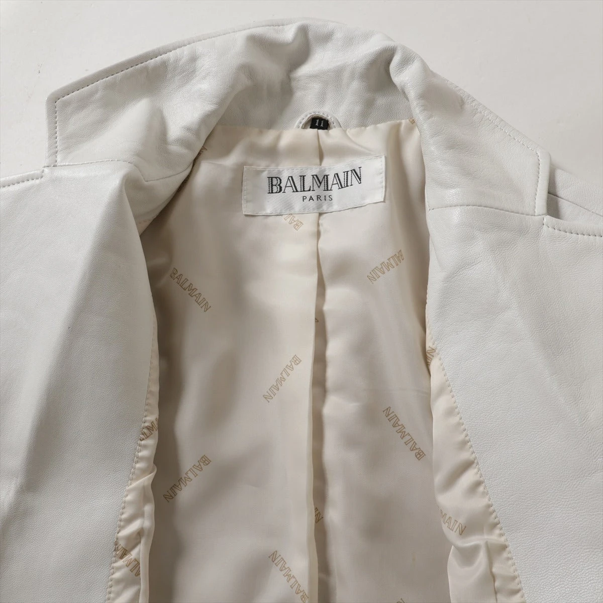 BALMAIN キルティング レザージャケット ホワイト 白 11号 バルマン BALMAIN キルティング レザージャケット ホワイト 白 11号