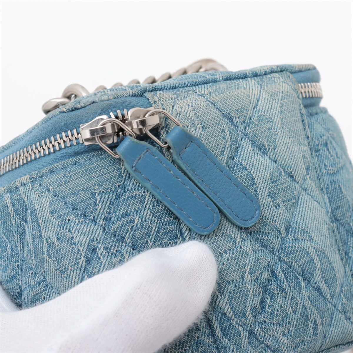 シャネル マトラッセ デニム チェーンショルダーバッグ バニティ