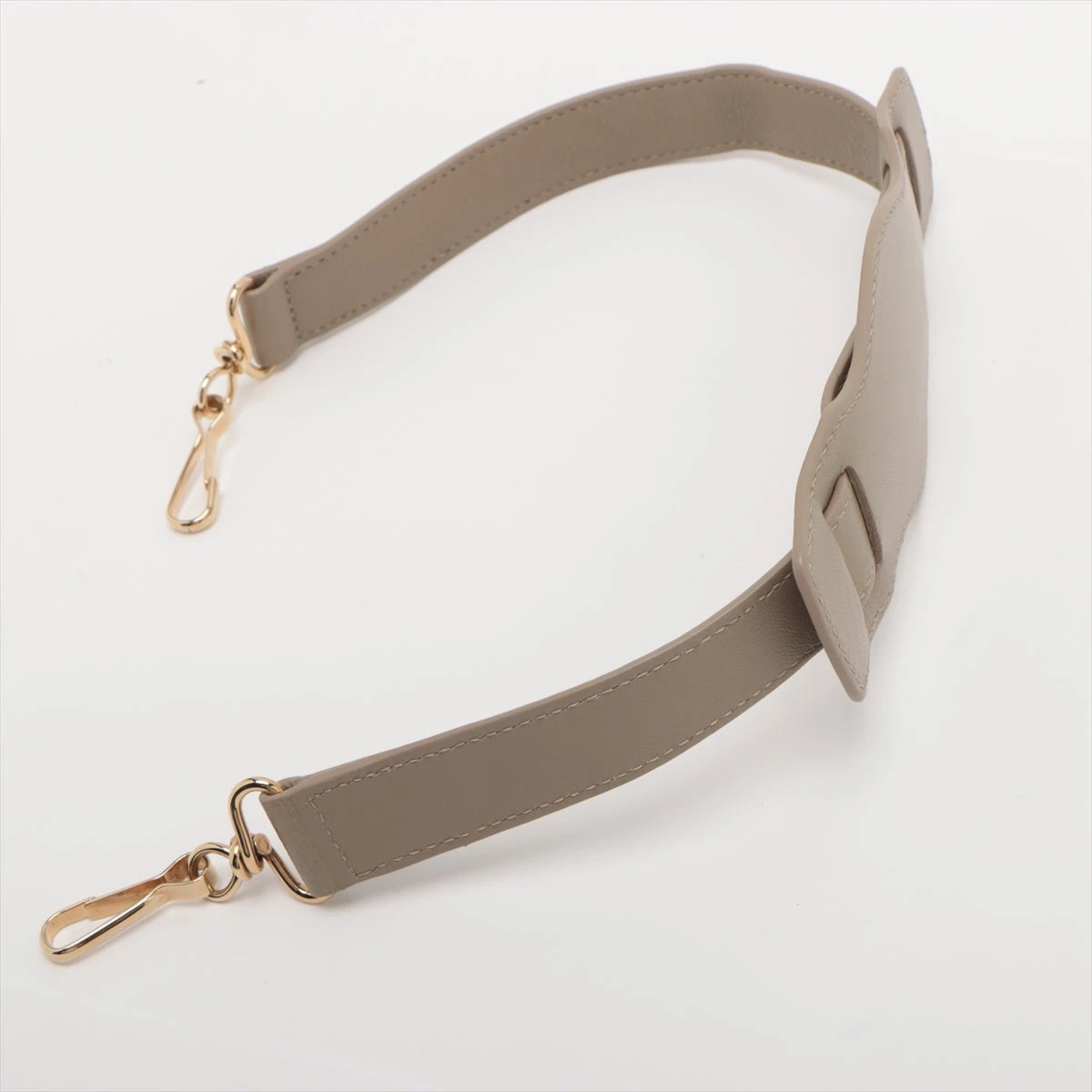 バレンシアガ　ベージュ レザー ハンドバッグ スタッズ付き バレンシアガ メタリックエッジシティ レザー ハンドバッグ