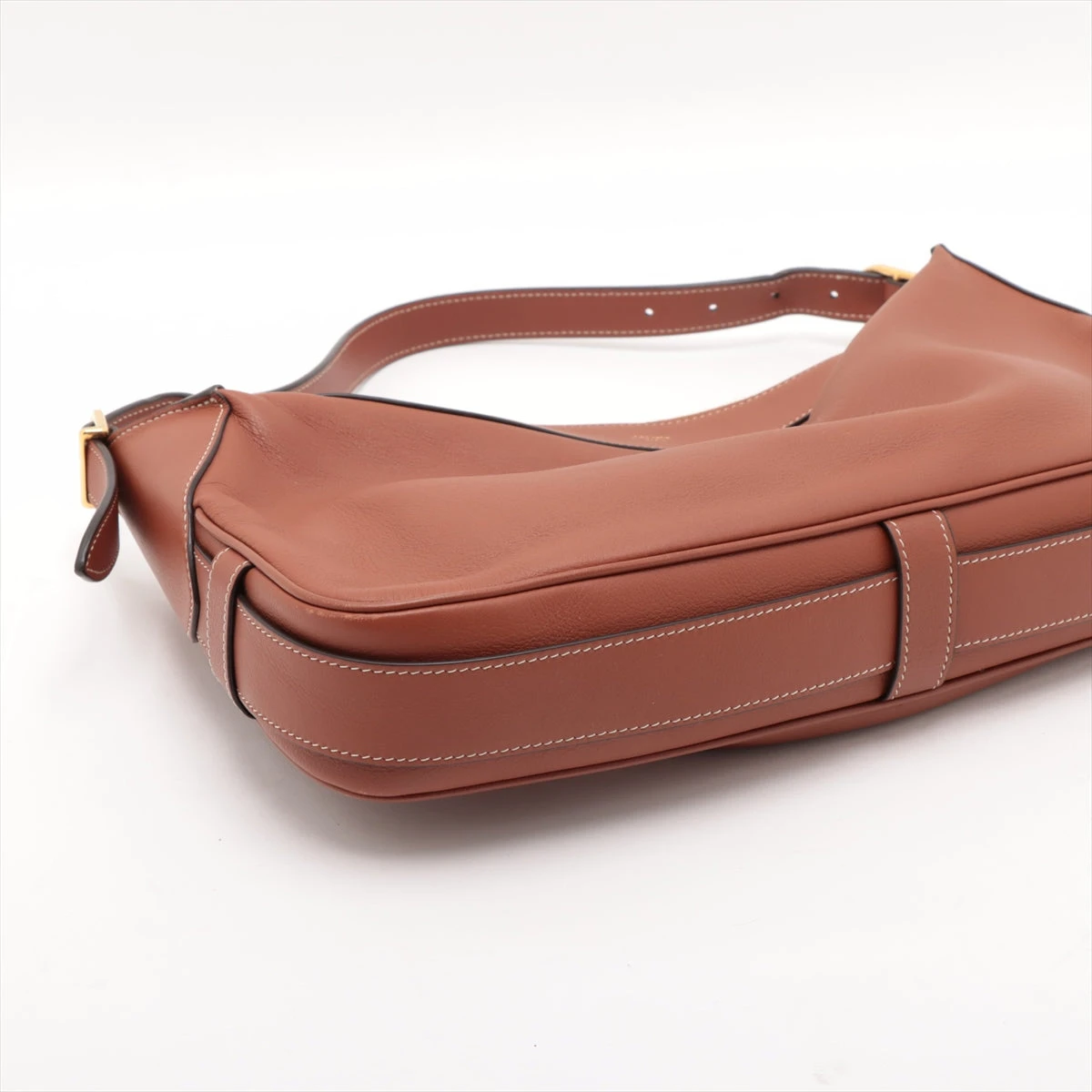 セリーヌ ショルダーバッグ ロミー ミディアム カーフレザー ワンショルダー 楽天市場】CELINE セリーヌ ミディアムロミー ワンショルダーバッグ