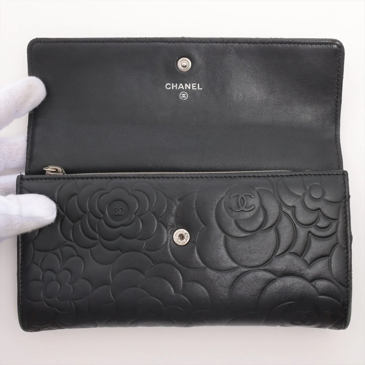 シャネル カメリア ラムスキン 財布 ブラック シルバー金具 17