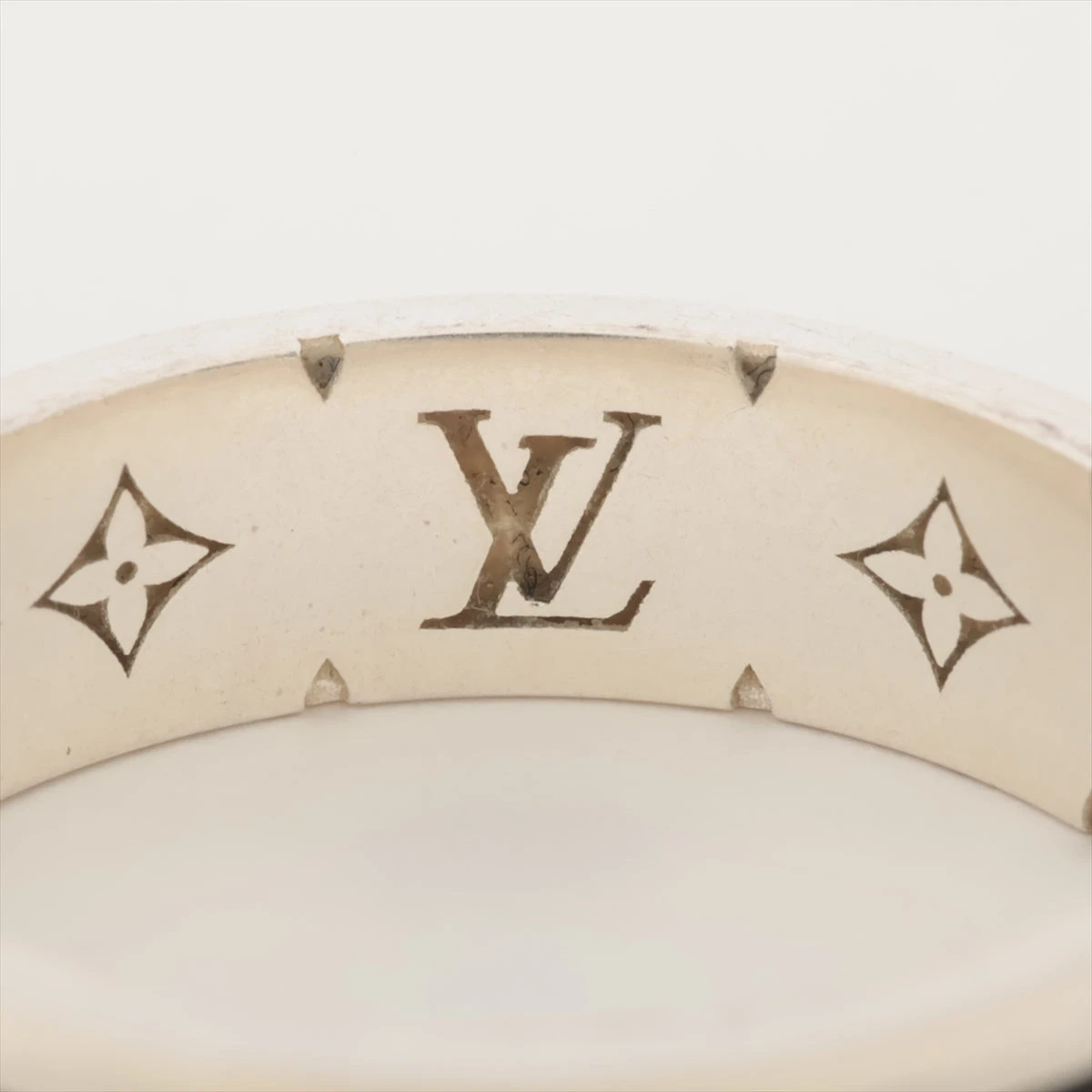 【国内発送】リング・LV スパイク louis-vuitton-lv-spike-ring--