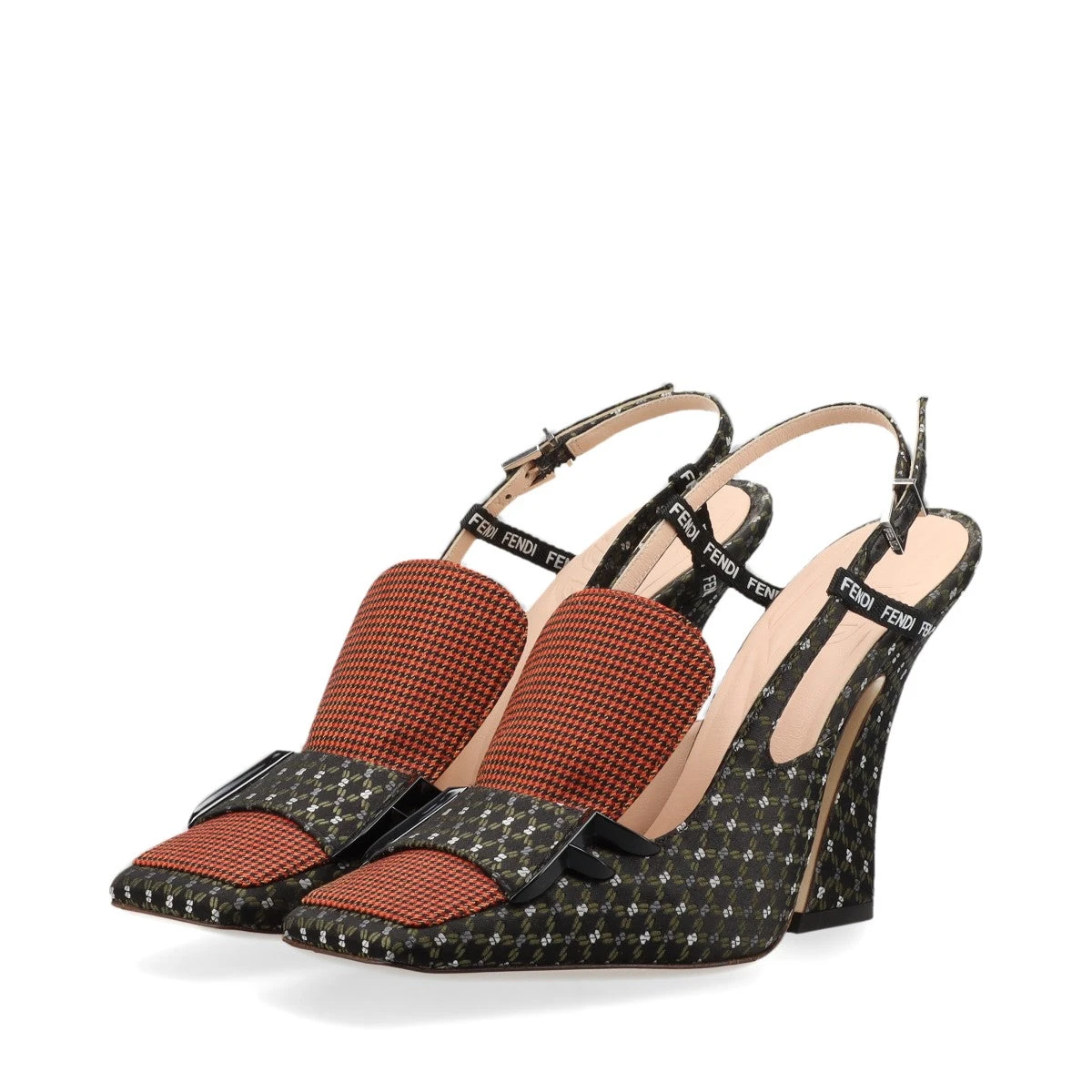 fendi フラワーアップリケパンプス　36 fendi フラワーアップリケパンプス 36 fendi フラワーアップリケ