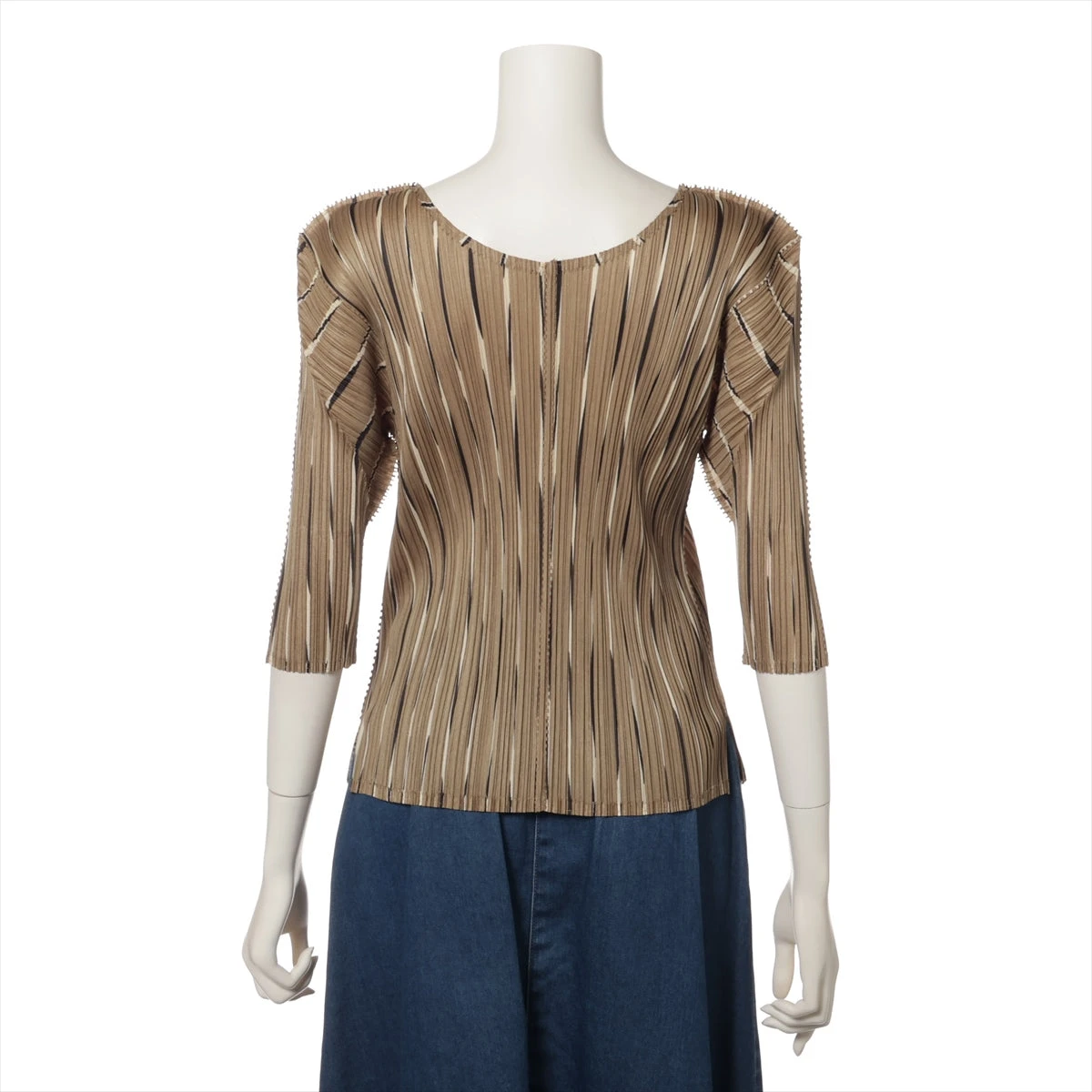 【美品】プリーツプリーズ　Tシャツ　サイズ3　L　ゆったりサイズ　ポリエステル 楽天市場】pleats please（Tシャツ・カットソー｜トップス