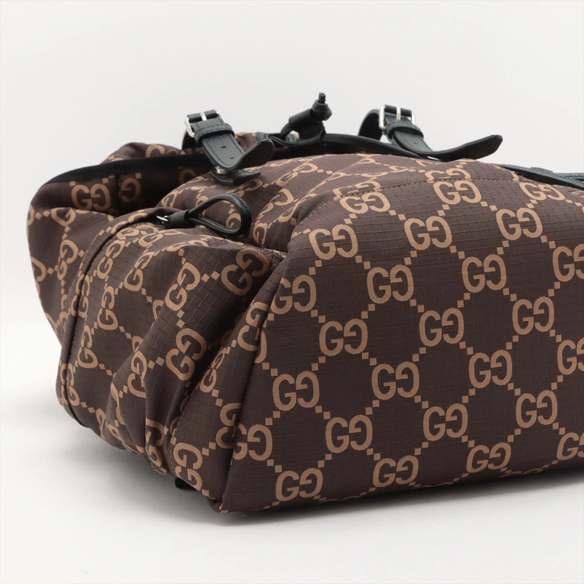 GUCCI ブラウン バッグ グッチ GGポリエステル バックパック/リュック ブラウン 767923