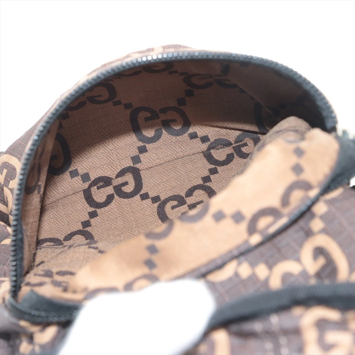 【セール】グッチ☆GGモノグラム ナイロンバックパック☆767923 767923 - 海外通販のBUYMA
