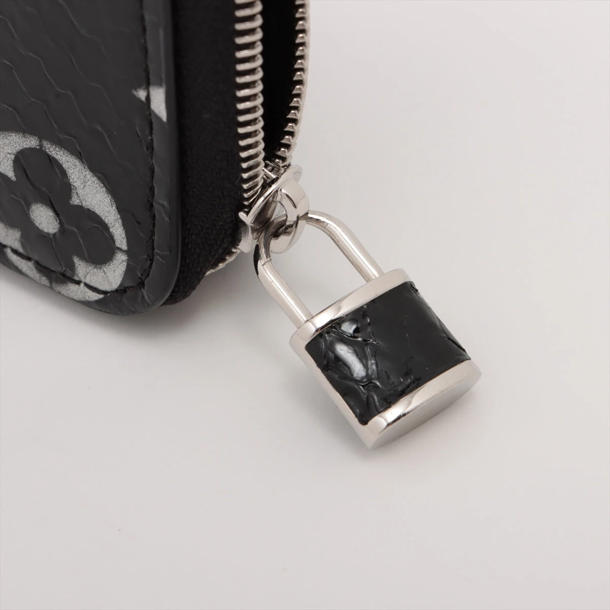 LOUIS VUITTON （新品・未使用品）ルイ ヴィトン ジッピーコイン