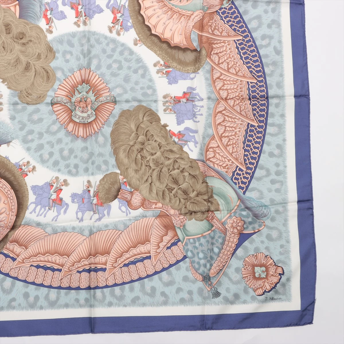 エルメス HERMES スカーフ カレ90 CASQUES et PLUMETS エルメス HERMES スカーフ カレ90 CASQUES et PLUMETS エルメス