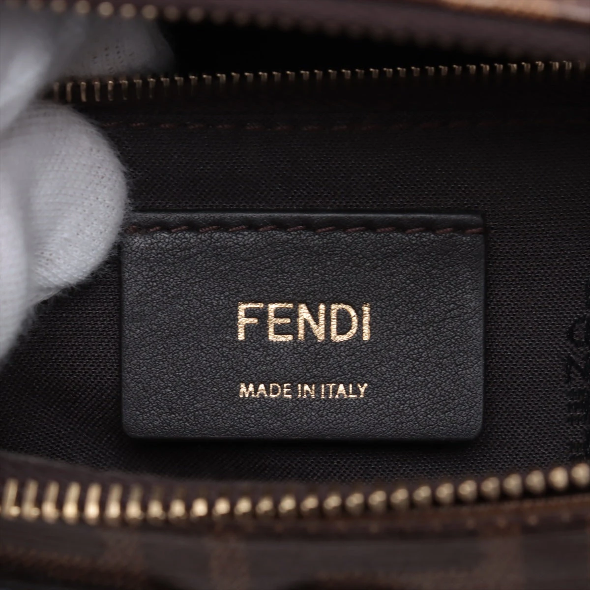 フェンディ ズッカ PVCレザー ボディバッグ FENDI フェンディ ズッカ柄 ボディバッグ PVC レディース 中古