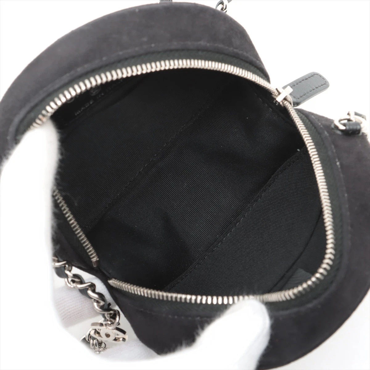 シャネル マトラッセ スエード チェーンショルダーバッグ ラウンド  