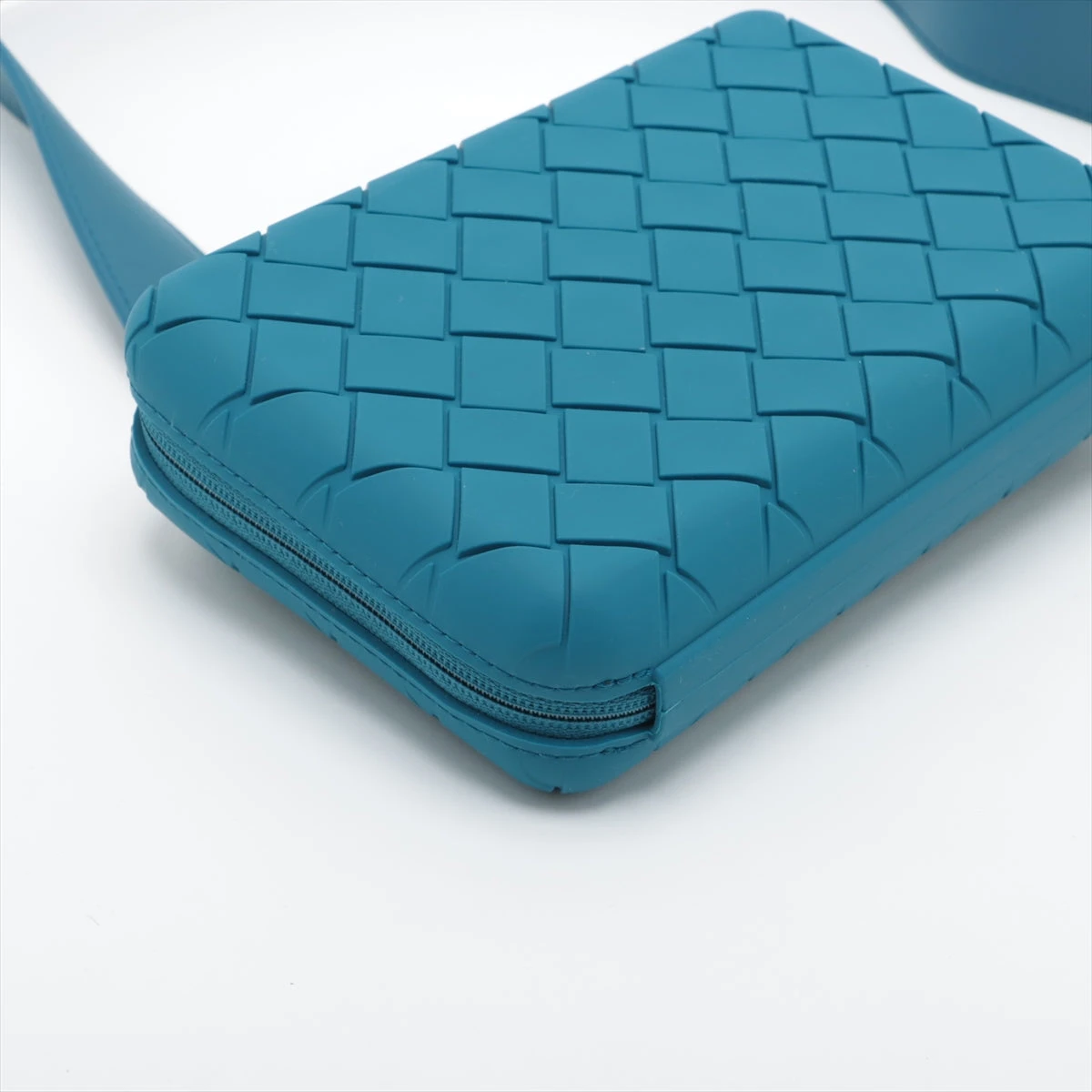 Macky✨ ボッテガヴェネタ チェルボ バッグ 青 イントレチャート Macky様専用✨ ボッテガヴェネタ チェルボ バッグ 青 イントレ